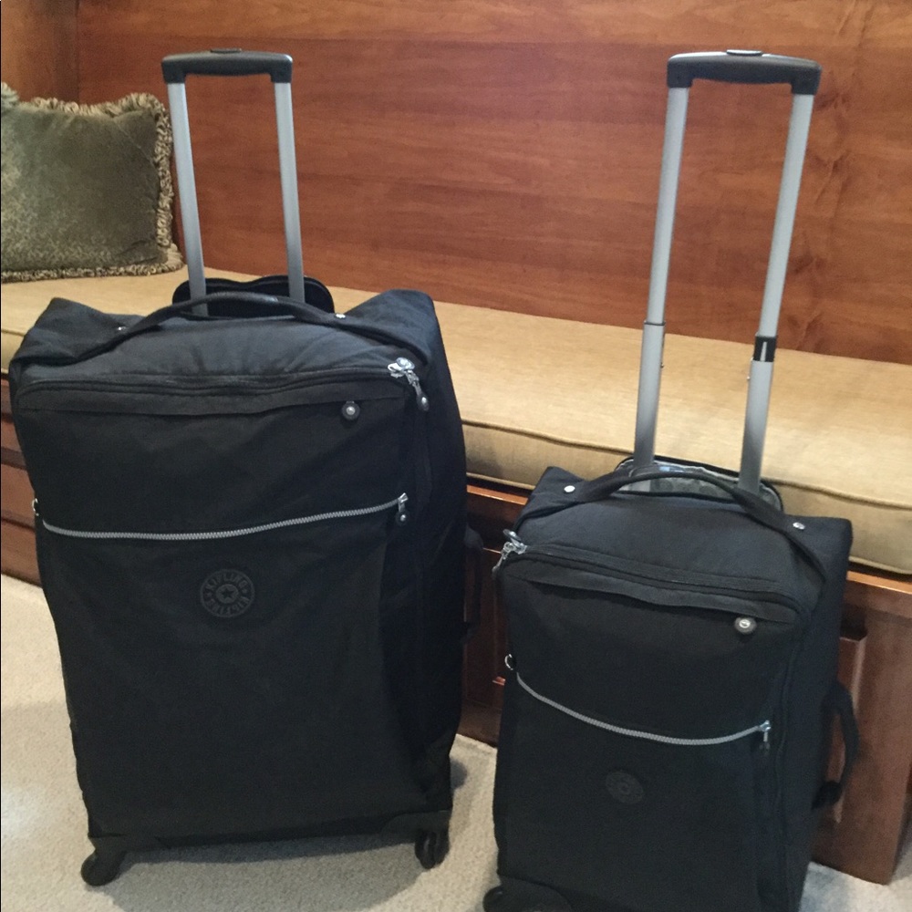 2 pc set of Kipling luggage